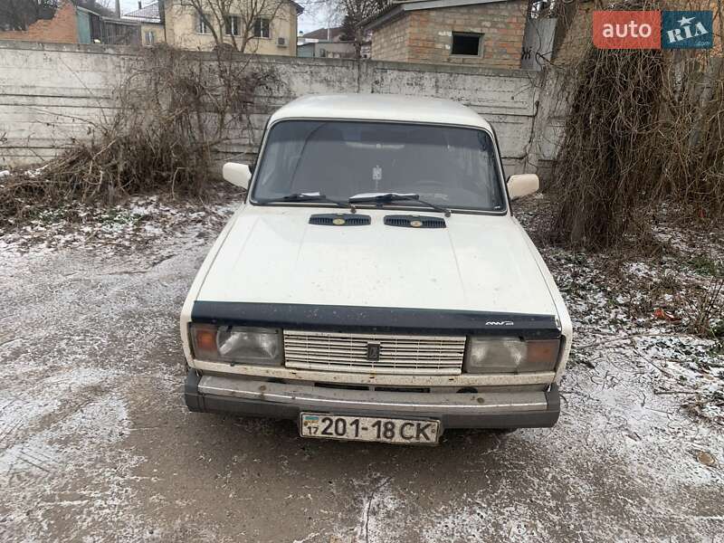 Седан ВАЗ / Lada 2105 1988 в Шишаки фото 2 Седан ВАЗ / Lada 2105 1988 в Шишаки