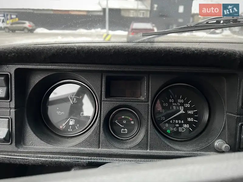 ВАЗ / Lada 2105 1982 VIN XTA210500C0229055 фото оголошення 22 з 65