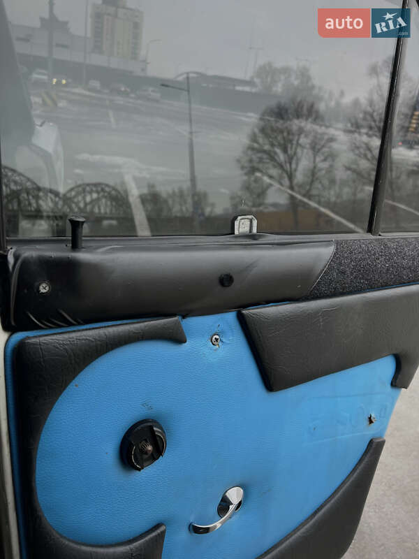 Седан ВАЗ / Lada 2105 1982 в Києві