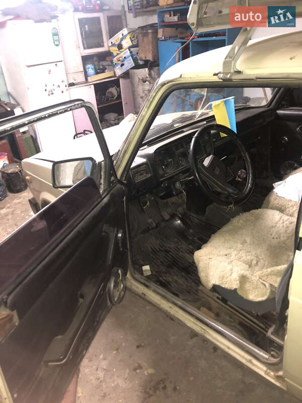 Седан ВАЗ / Lada 2105 1989 в Погребище фото 20 Седан ВАЗ / Lada 2105 1989 в Погребище