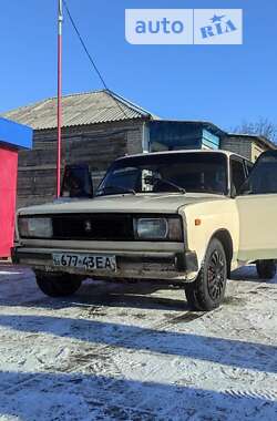 Седан ВАЗ / Lada 2105 1990 в Чернівцях