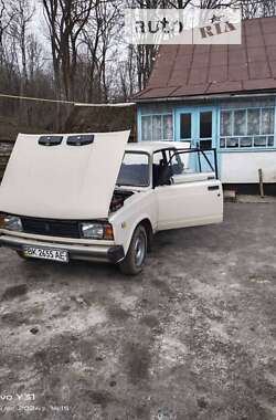 Седан ВАЗ / Lada 2105 1990 в Дубно