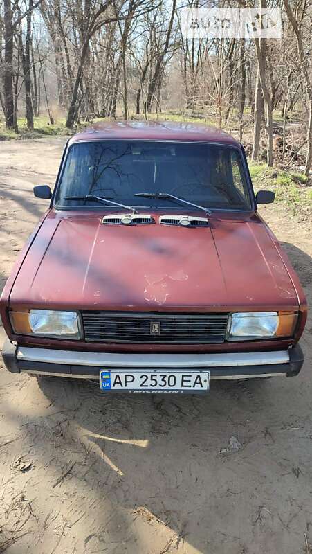 Седан ВАЗ / Lada 2105 1985 в Запорожье