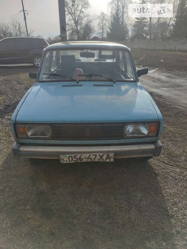 Седан ВАЗ / Lada 2105 1989 в Золочеве