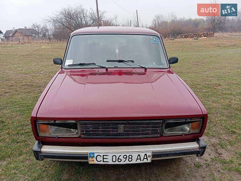 Седан ВАЗ / Lada 2105 1989 в Черновцах
