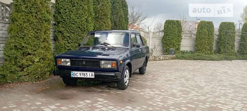 Седан ВАЗ / Lada 2105 1985 в Золочеве
