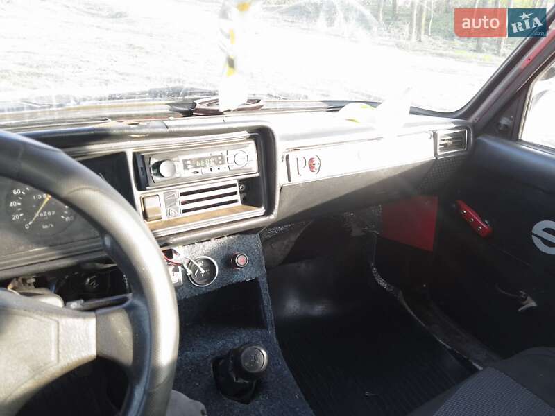 Седан ВАЗ / Lada 2105 1991 в Николаевке