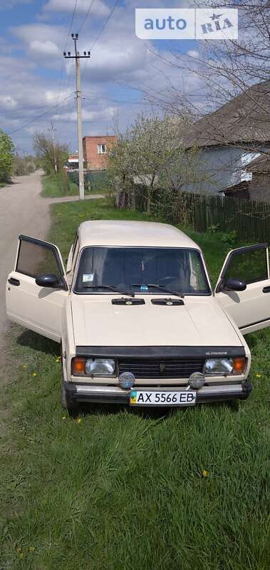 Седан ВАЗ / Lada 2105 1987 в Изюме