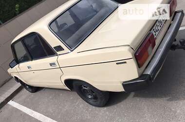 Седан ВАЗ / Lada 2105 1984 в Умани