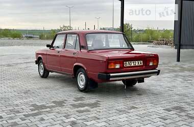 Седан ВАЗ / Lada 2105 1995 в Ровно