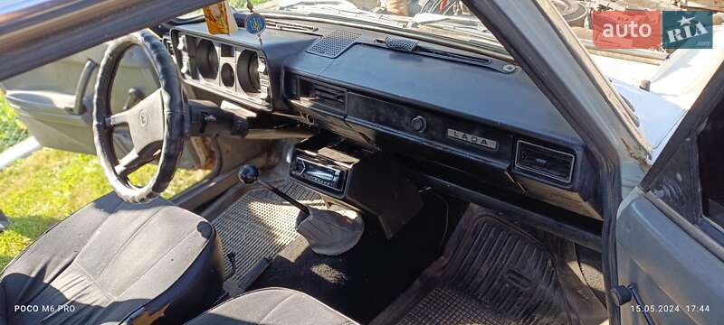Седан ВАЗ / Lada 2105 1991 в Владимире