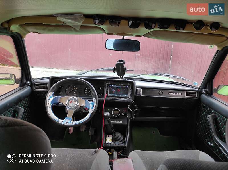 Седан ВАЗ / Lada 2105 2001 в Одессе