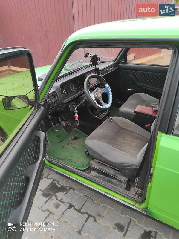 Седан ВАЗ / Lada 2105 2001 в Одессе