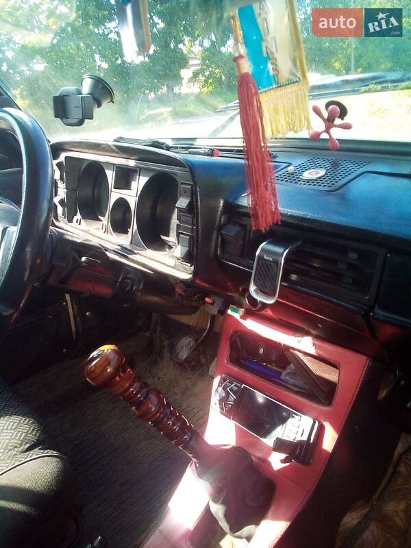 Седан ВАЗ / Lada 2105 1985 в Кам'янець-Подільському