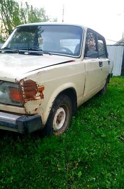 Седан ВАЗ / Lada 2105 1982 в Полтаве