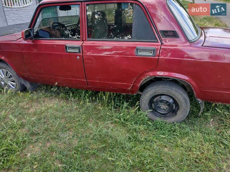 Седан ВАЗ / Lada 2105 1982 в Баштанці