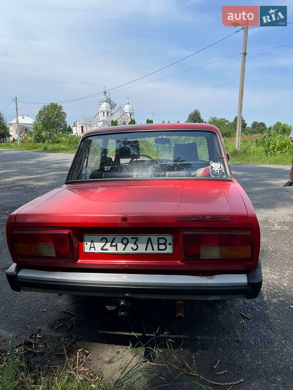 Седан ВАЗ / Lada 2105 1982 в Львові
