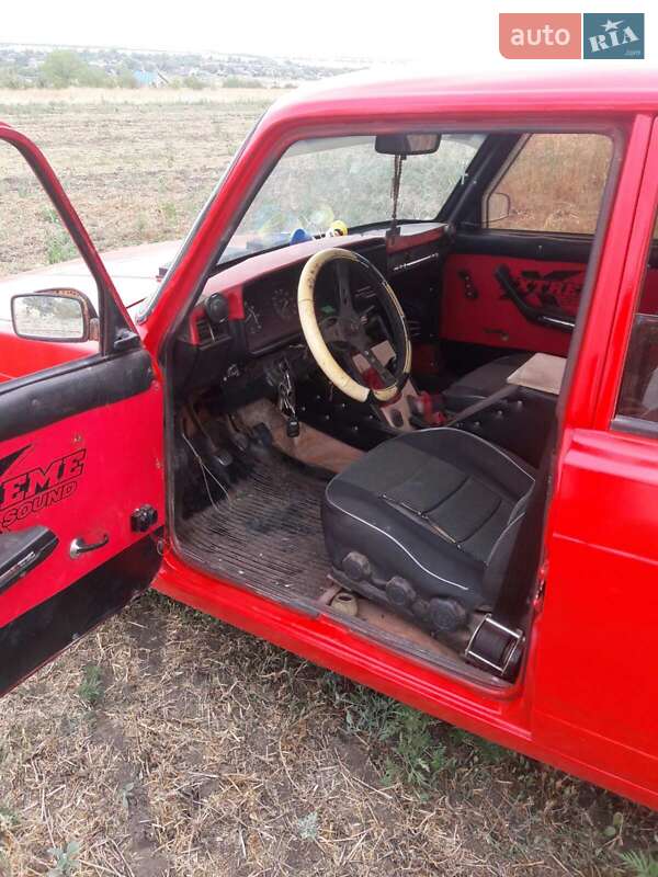 Седан ВАЗ / Lada 2105 1986 в Раздельной