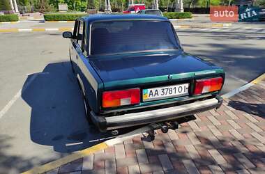Седан ВАЗ / Lada 2105 1999 в 
