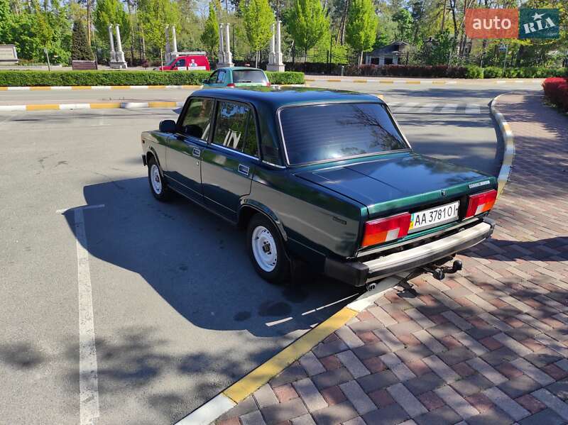 Седан ВАЗ / Lada 2105 1999 в Днепре