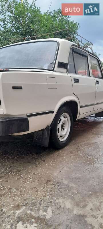 Седан ВАЗ / Lada 2105 1996 в Павлограді