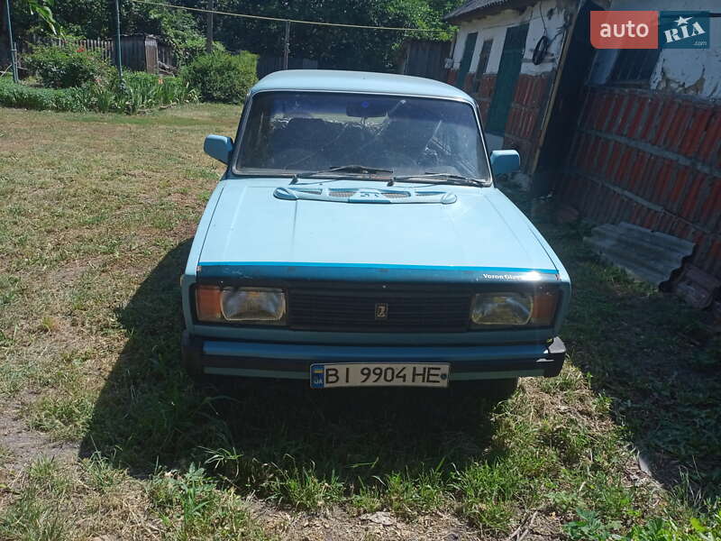 Седан ВАЗ / Lada 2105 1990 в Шишаки