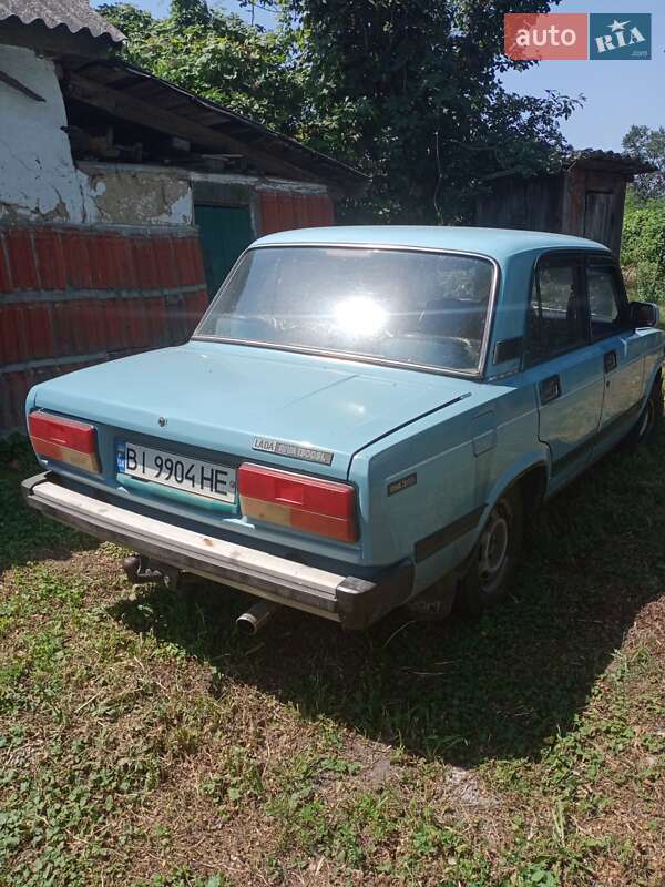 Седан ВАЗ / Lada 2105 1990 в Шишаки