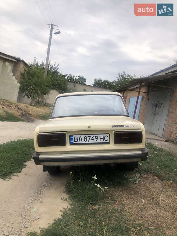 Седан ВАЗ / Lada 2105 1988 в Кропивницком