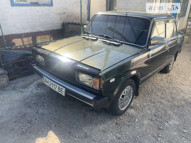 Седан ВАЗ / Lada 2105 2000 в Підгородному