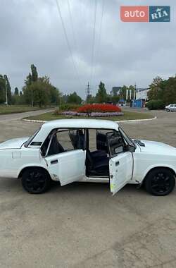 Седан ВАЗ 2105 1993 в 