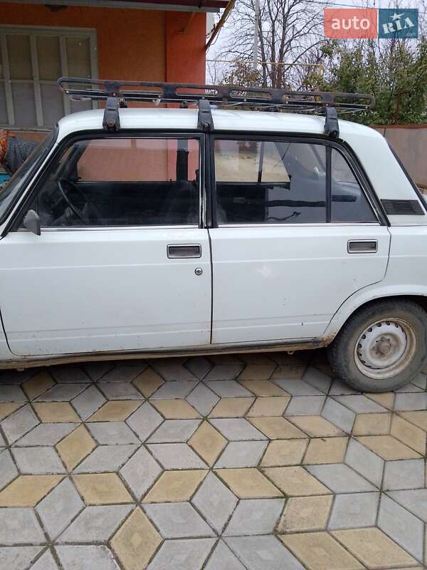 Седан ВАЗ / Lada 2105 1995 в Маяках фото 3 Седан ВАЗ / Lada 2105 1995 в Маяках