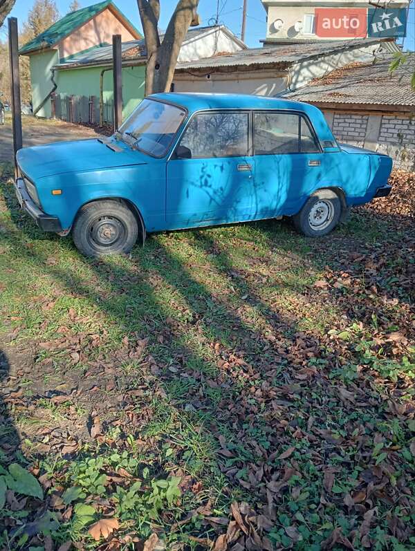 Седан ВАЗ / Lada 2105 1985 в Николаеве