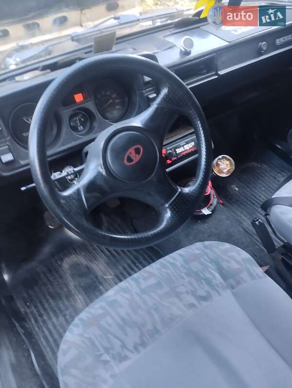 Седан ВАЗ / Lada 2105 1995 в Кривом Роге