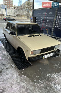 Седан ВАЗ / Lada 2105 1995 в Львові