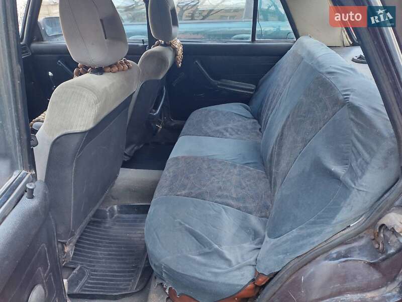 Седан ВАЗ / Lada 2105 1984 в Краматорську