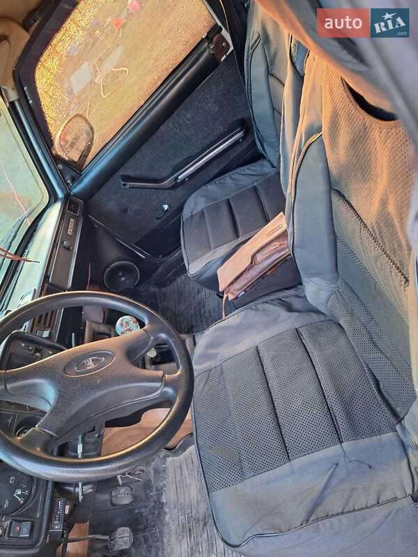 Седан ВАЗ / Lada 2105 1991 в Каменском