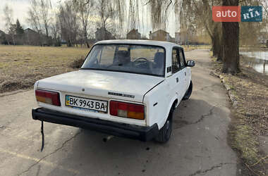 Седан ВАЗ / Lada 2105 1999 в Ровно