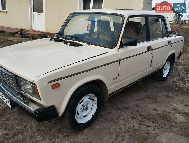 Седан ВАЗ / Lada 2105 1982 в Теребовлі