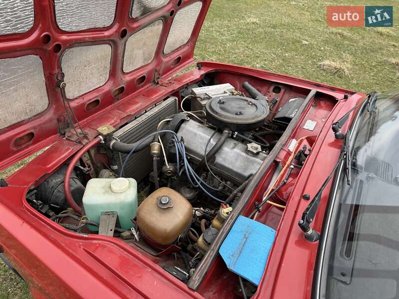 Седан ВАЗ / Lada 2105 1982 в Запорожье