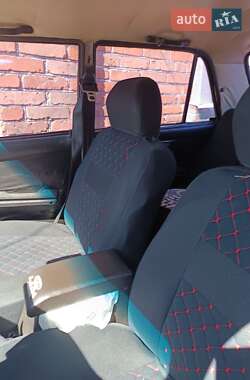 Седан ВАЗ / Lada 2105 2000 в Первомайске