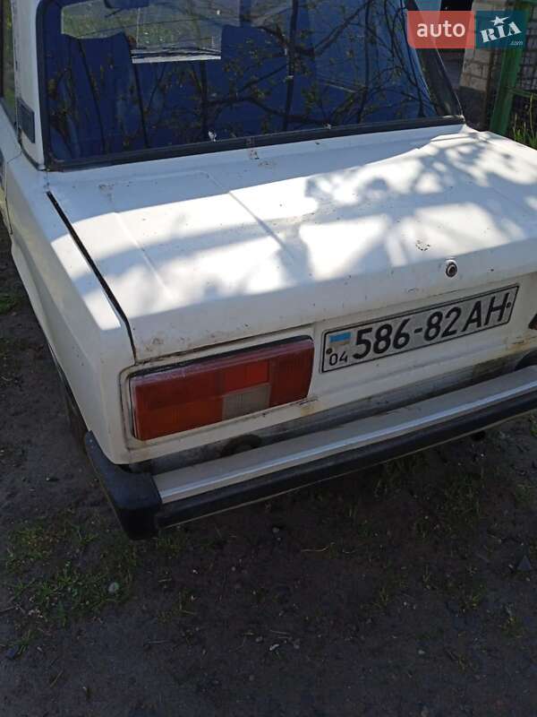 Седан ВАЗ / Lada 2105 1984 в Дніпрі