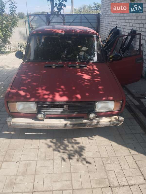 Седан ВАЗ 2105 1981 в 
