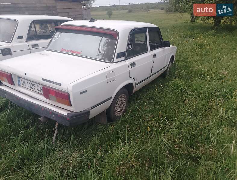 Седан ВАЗ / Lada 2105 1991 в Житомирі