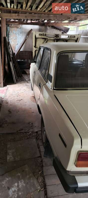 Седан ВАЗ / Lada 2105 1982 в Харкові фото 3 Седан ВАЗ / Lada 2105 1982 в Харкові