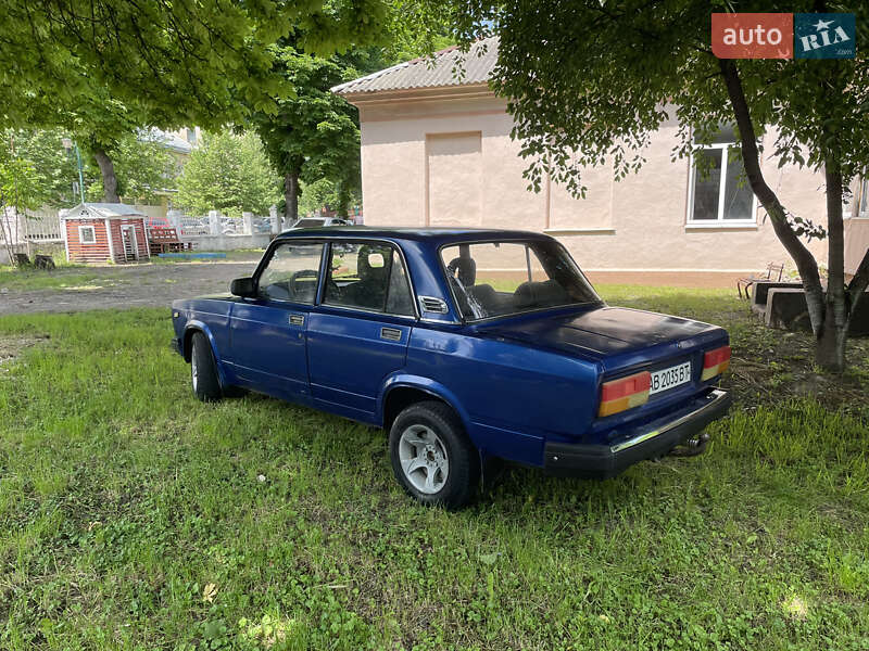 Седан ВАЗ / Lada 2105 1987 в Могилів-Подільському