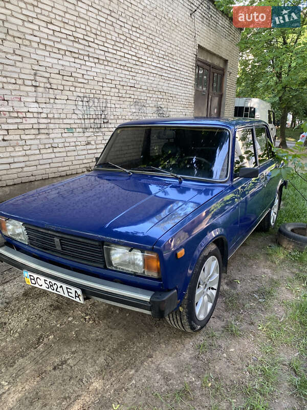Седан ВАЗ / Lada 2105 1990 в Львові