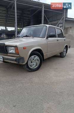 Седан ВАЗ 2105 1986 в 