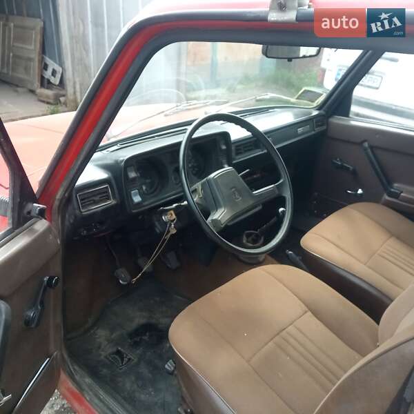 Седан ВАЗ / Lada 2105 1987 в Одессе