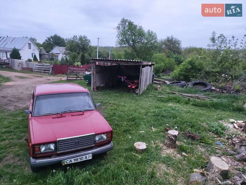 Седан ВАЗ / Lada 2105 1985 в Умани