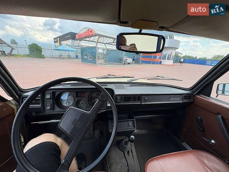 Седан ВАЗ / Lada 2105 1984 в Полтаве